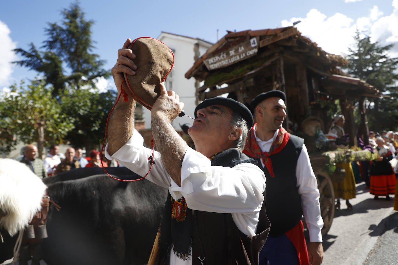 'Después de la tempestad viene la calma', de la peña Los indomables de Requejo. fue la mejor de las 19 participantes