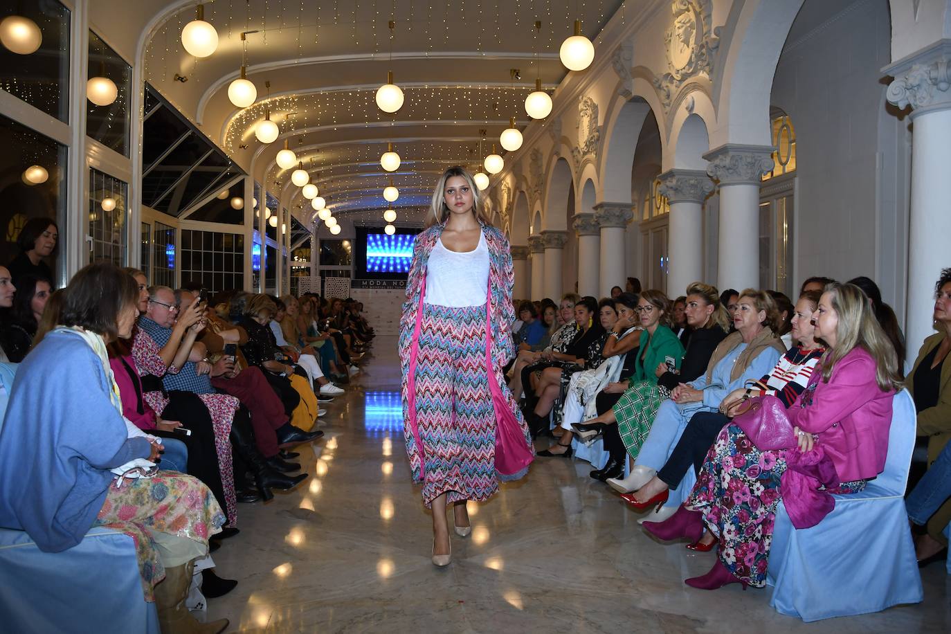 La firma gallega de moda infantil 'La Martinica' fue la encargada de inaugurar los desfiles en el Hotel Real, en los que también participaron la creadora asturiana Elisa Álvarez ('Cyrana') y las cántabras Ana Cuevas ('Ana Ikigai') y Zoa Madrazo ('My Closet')