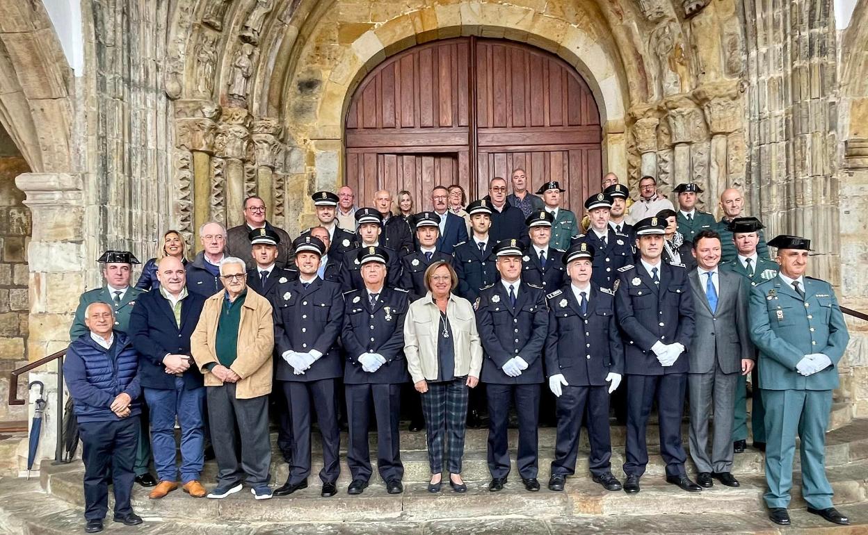 La Policía Local de Laredo celebra la festividad de su patrón