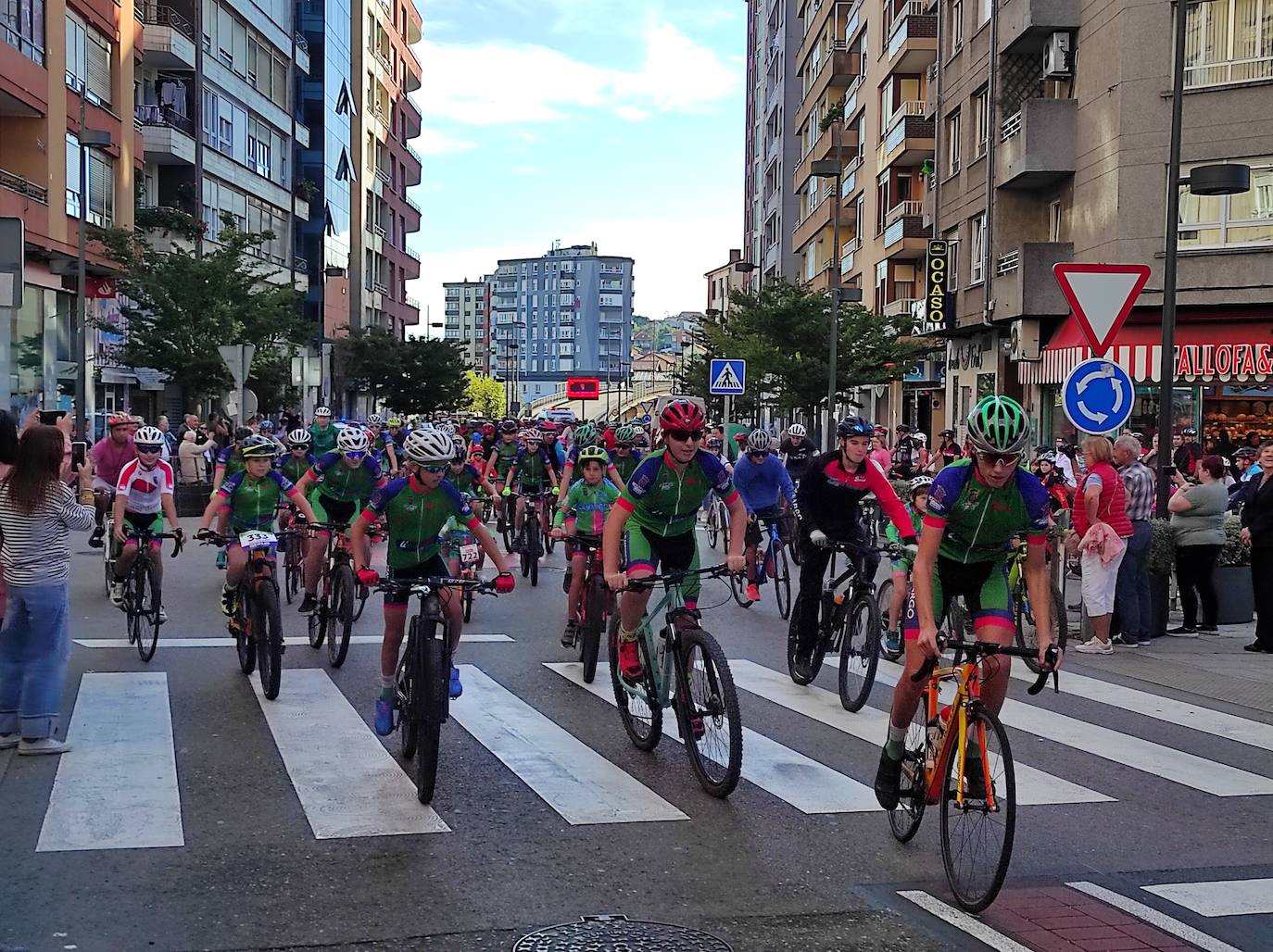 Fotos: Día de la Bicicleta en Camargo