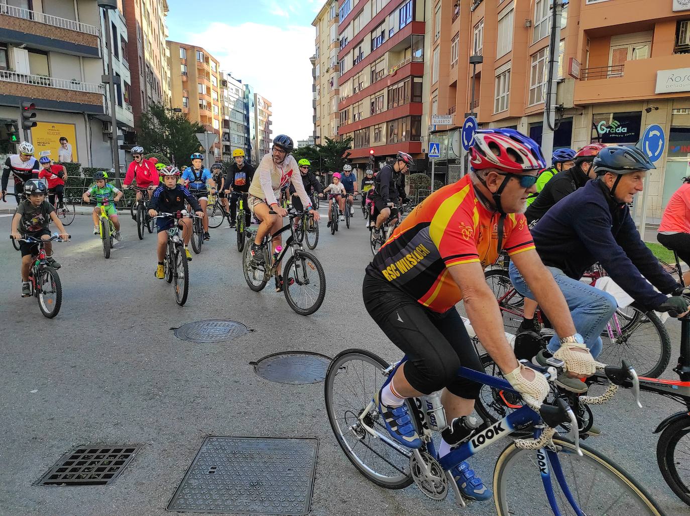 Fotos: Día de la Bicicleta en Camargo