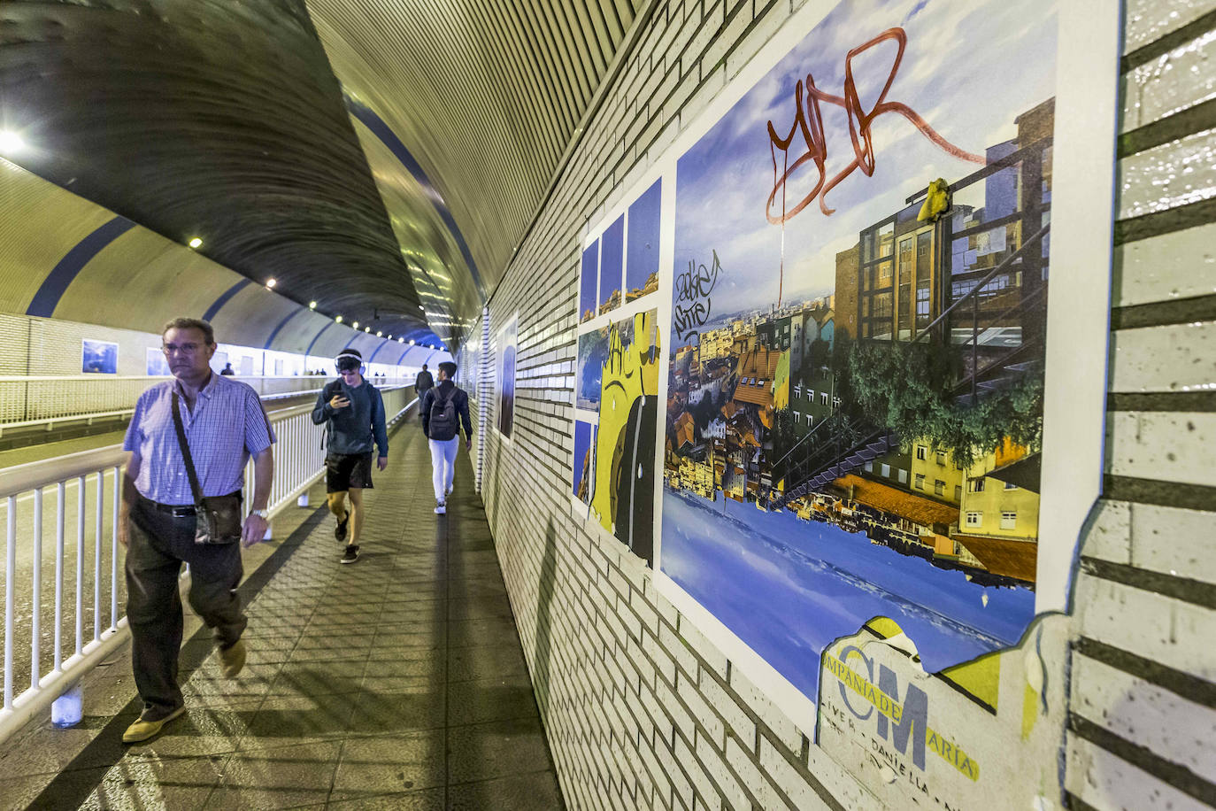 Fotos: Murales y fotos vandalizados en el el túnel de Pasaje de Peña