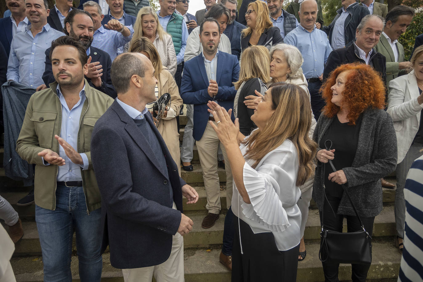 Fotos: La foto de familia del PP en Cantabria