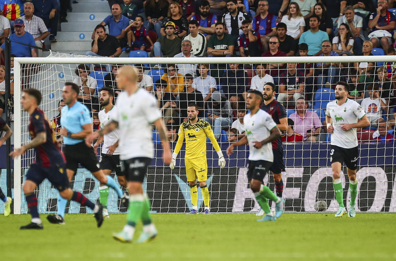 Fotos: Levante - Racing, en imágenes