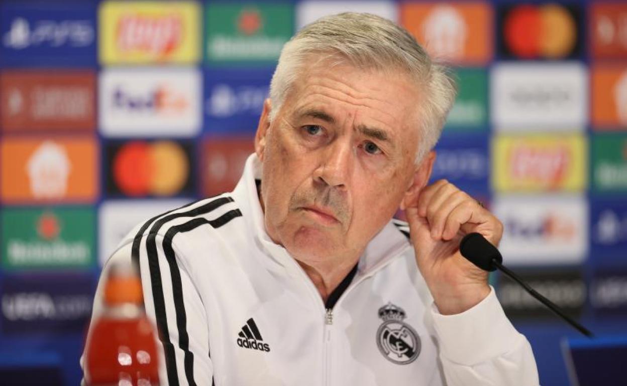 Carlo Ancelotti, durante la rueda de prensa. 