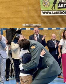 Imagen secundaria 2 - La solemnidad del acto ha incluido momentos de emoción con las conmemoraciones a distintos agentes 