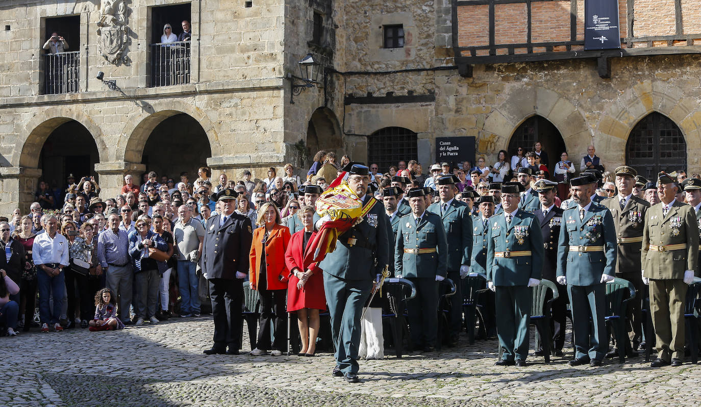 Fotos: Imágenes del acto de la Guardia Civil en Santillana del Mar