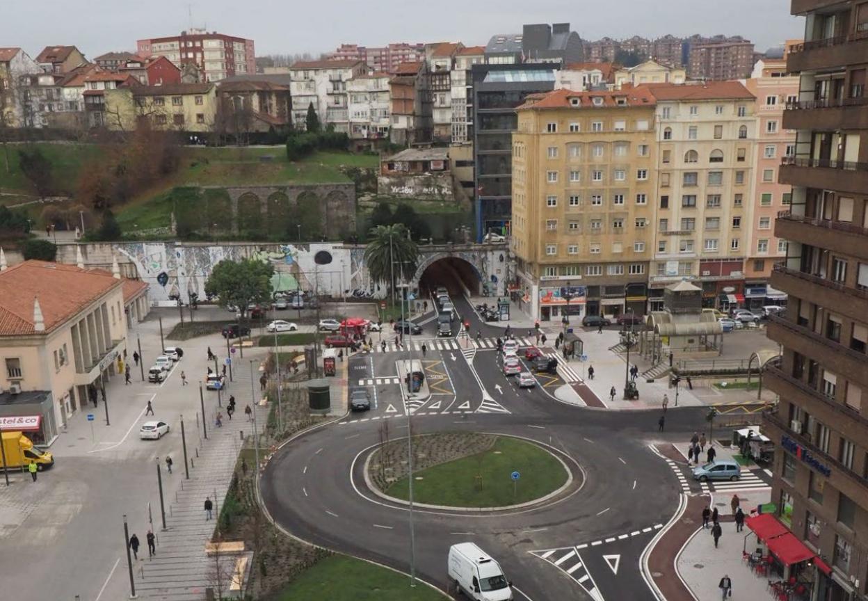 El Plan de Movilidad contempla la instalación de un ascensor que conecte la Plaza de las Estaciones con el Parque del Agua. 