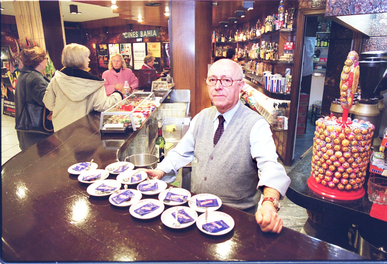 Ángel Cuadrado fue durante 33 años el responsable de la cafetería del cine Capitol.