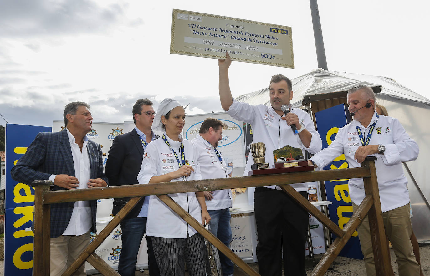 El chef del restaurante Amarras de Castro Urdiales representará a Cantabria en el Nacional que se celebrará en Mérida en noviembre | El segundo clasificado ha sido Miguel Borreguero, de La Ostrería de San Vicente de La Barquera y el tercero Ignacio Gutiérrez, del Hotel Balneario de Solares