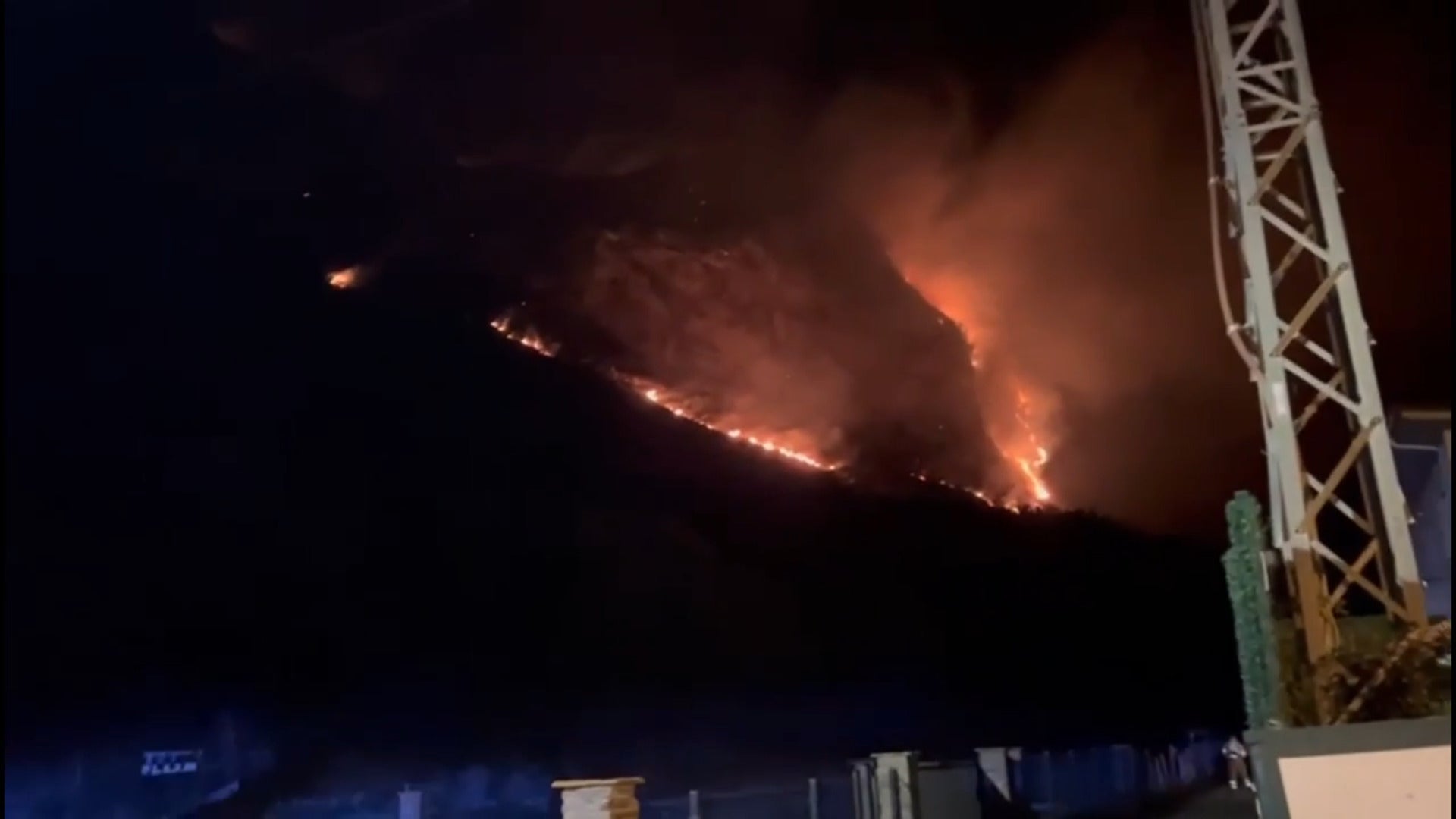Incendio en Monte Candina