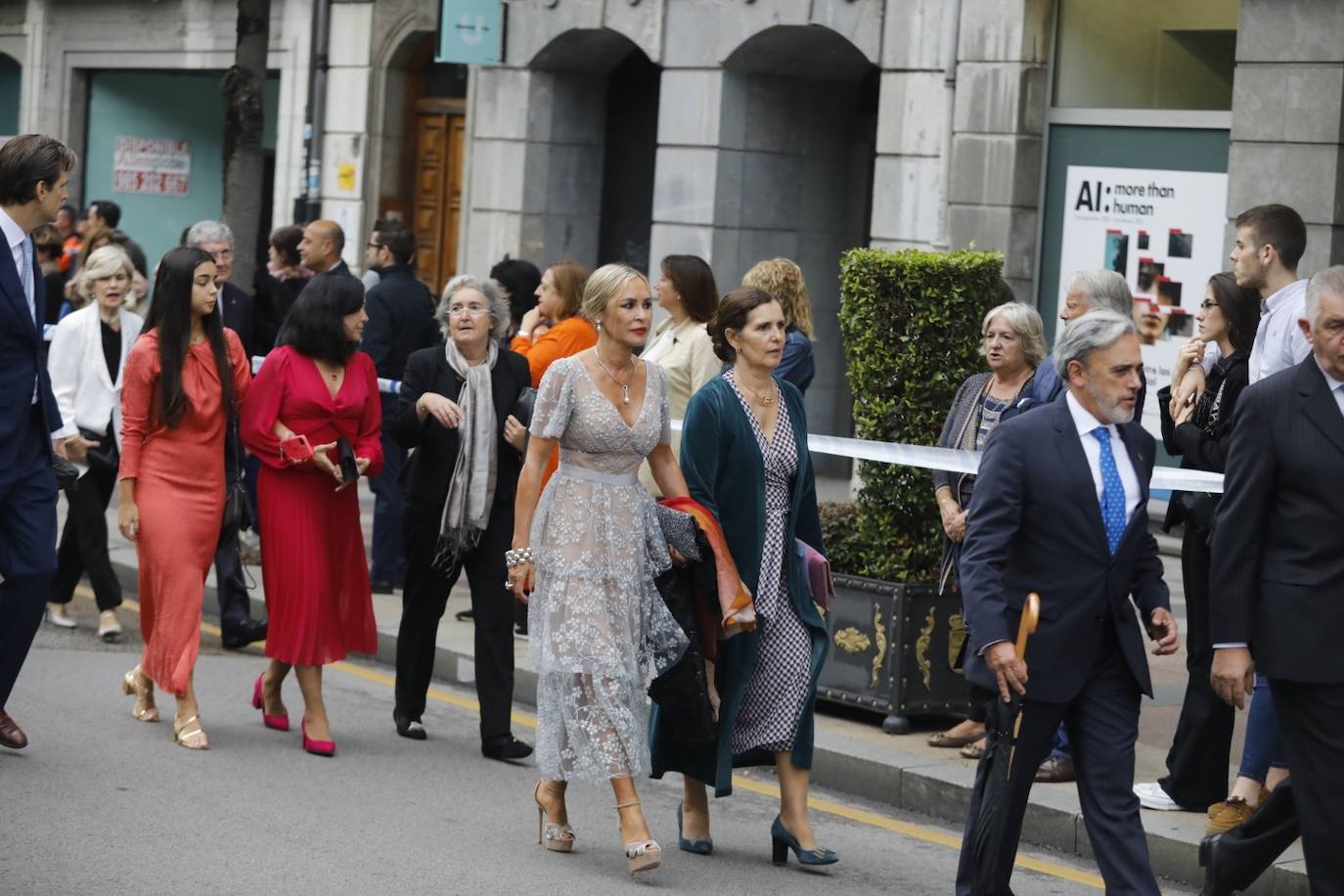 Fotos: Los diseños que pisaron la alfombra azul de los Premios Princesa