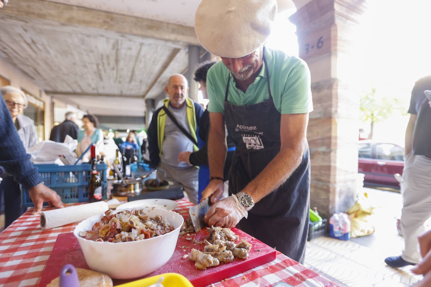 Fotos: Los cocidos convierten a Torrelavega en capital gastronómica