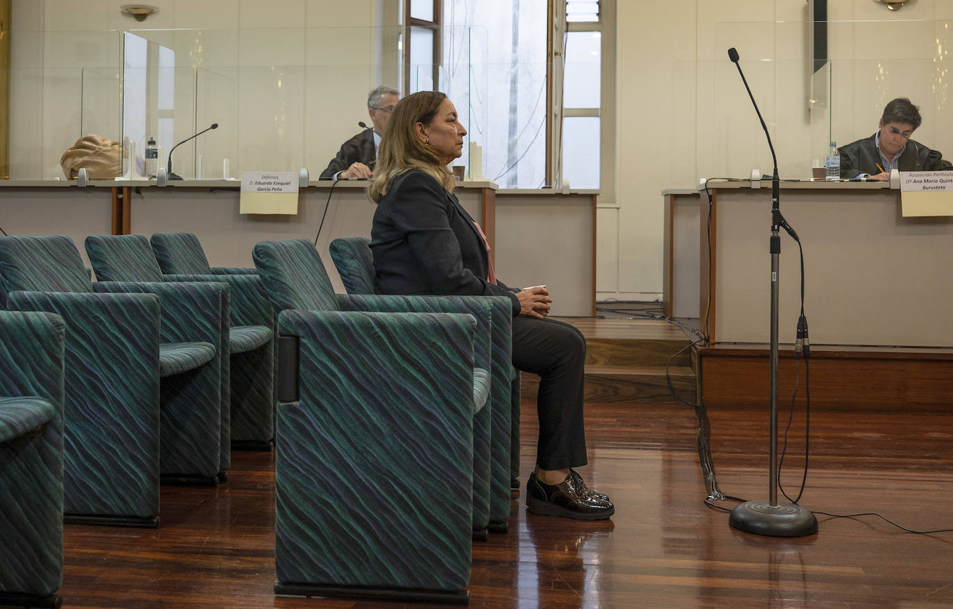 Carmen Merino, en el banquillo de acusada en la Audiencia.