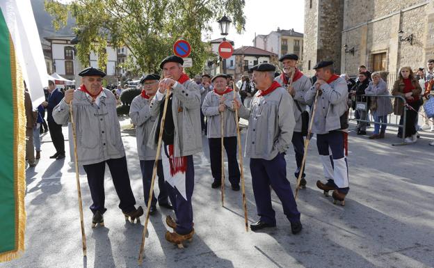 Imagen. Potes se vuelva con l Fiesta del Orujo.