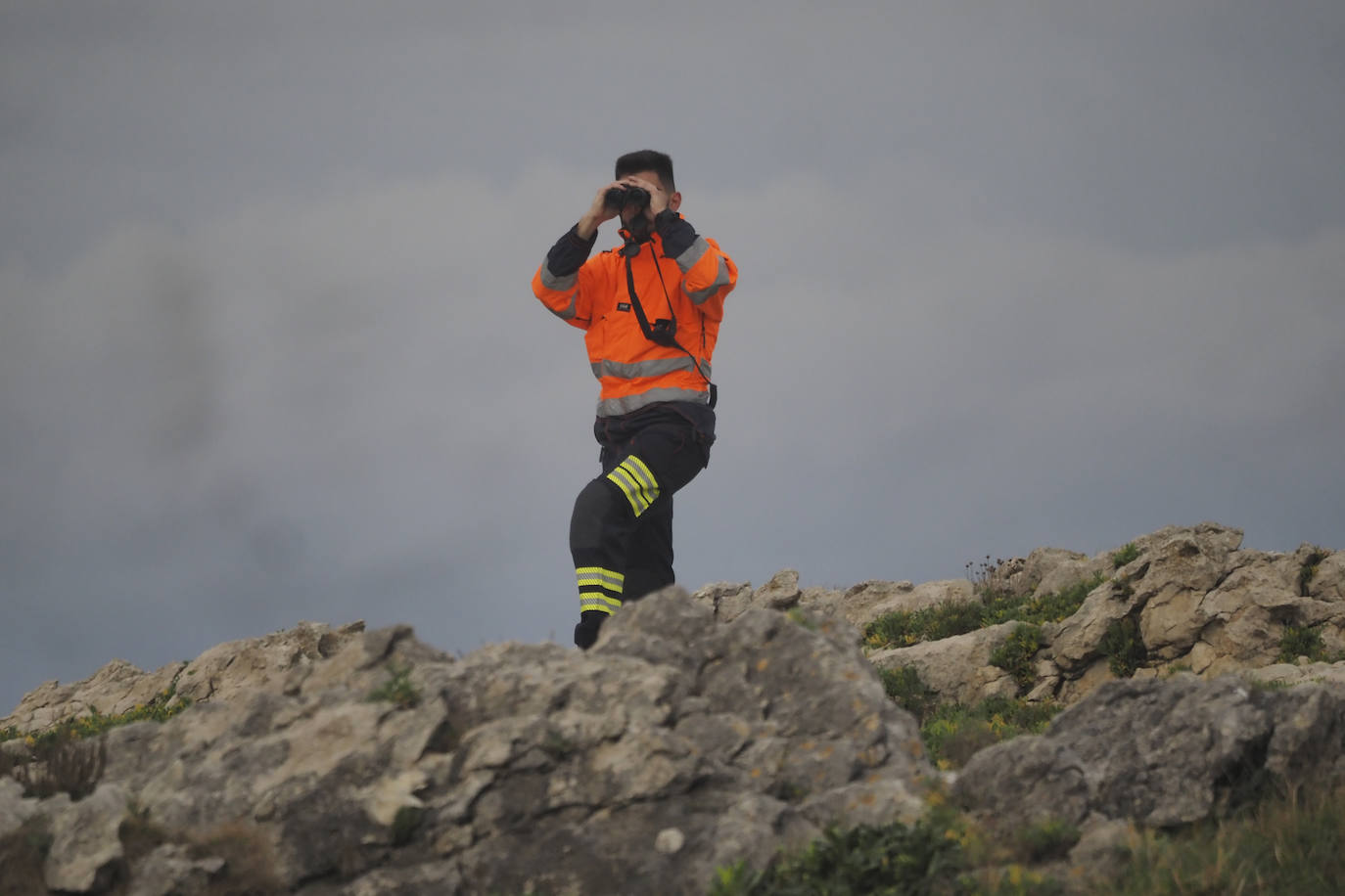 Fotos: Operativo de búsqueda en los acantilados de Cueto