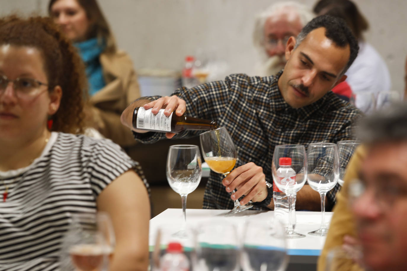 Fotos: La cata de cervezas artesanas de Las Carolinas, en imágenes