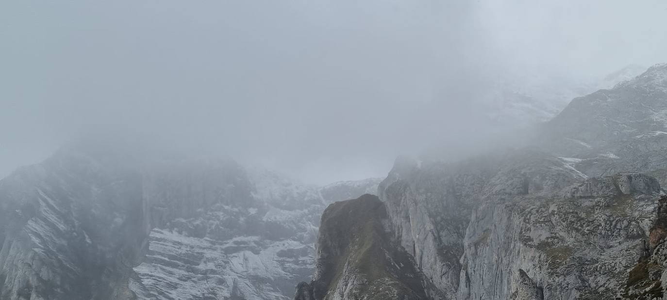 Imagen tomada desde la estación superior del teleférico de Fuente Dé.