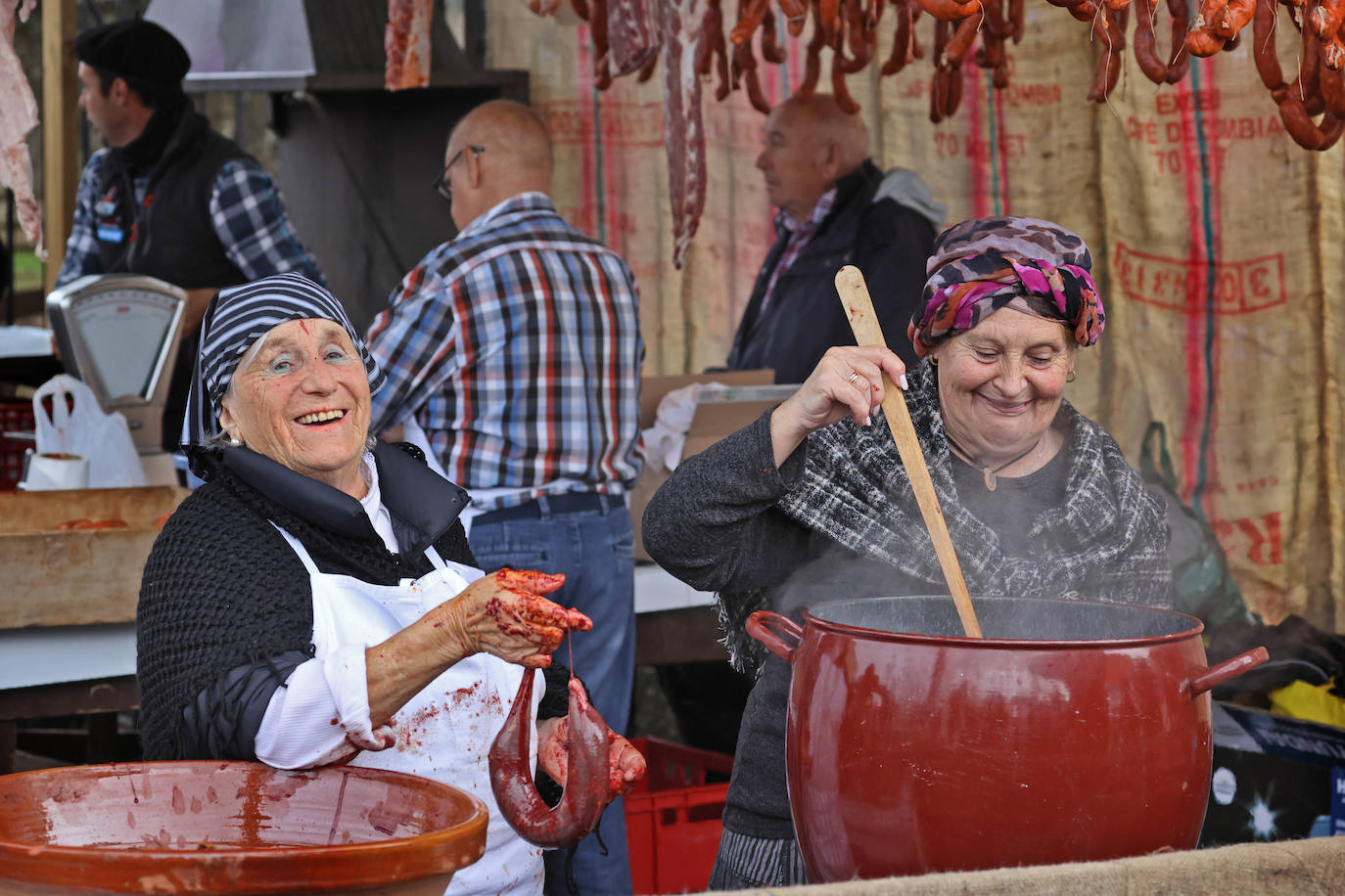 Fotos: Feria de la Alubia y la Hortaliza de Casar de Periedo, este domingo