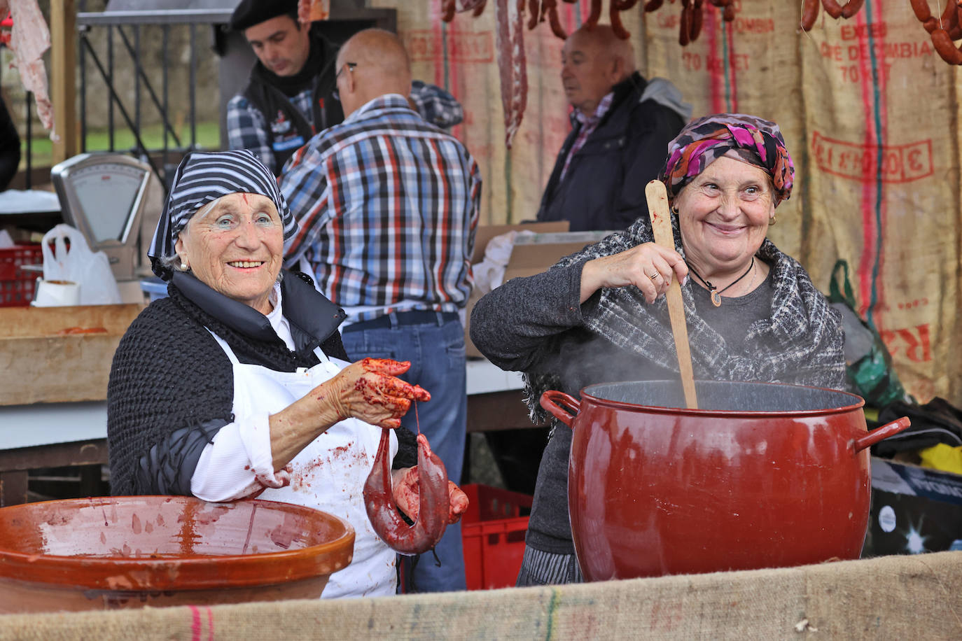 Fotos: Feria de la Alubia y la Hortaliza de Casar de Periedo, este domingo