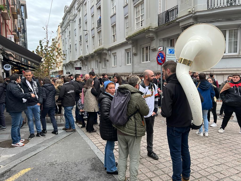 Fotos: Los aficionados del Burgos disfrutan de Peña Herbosa