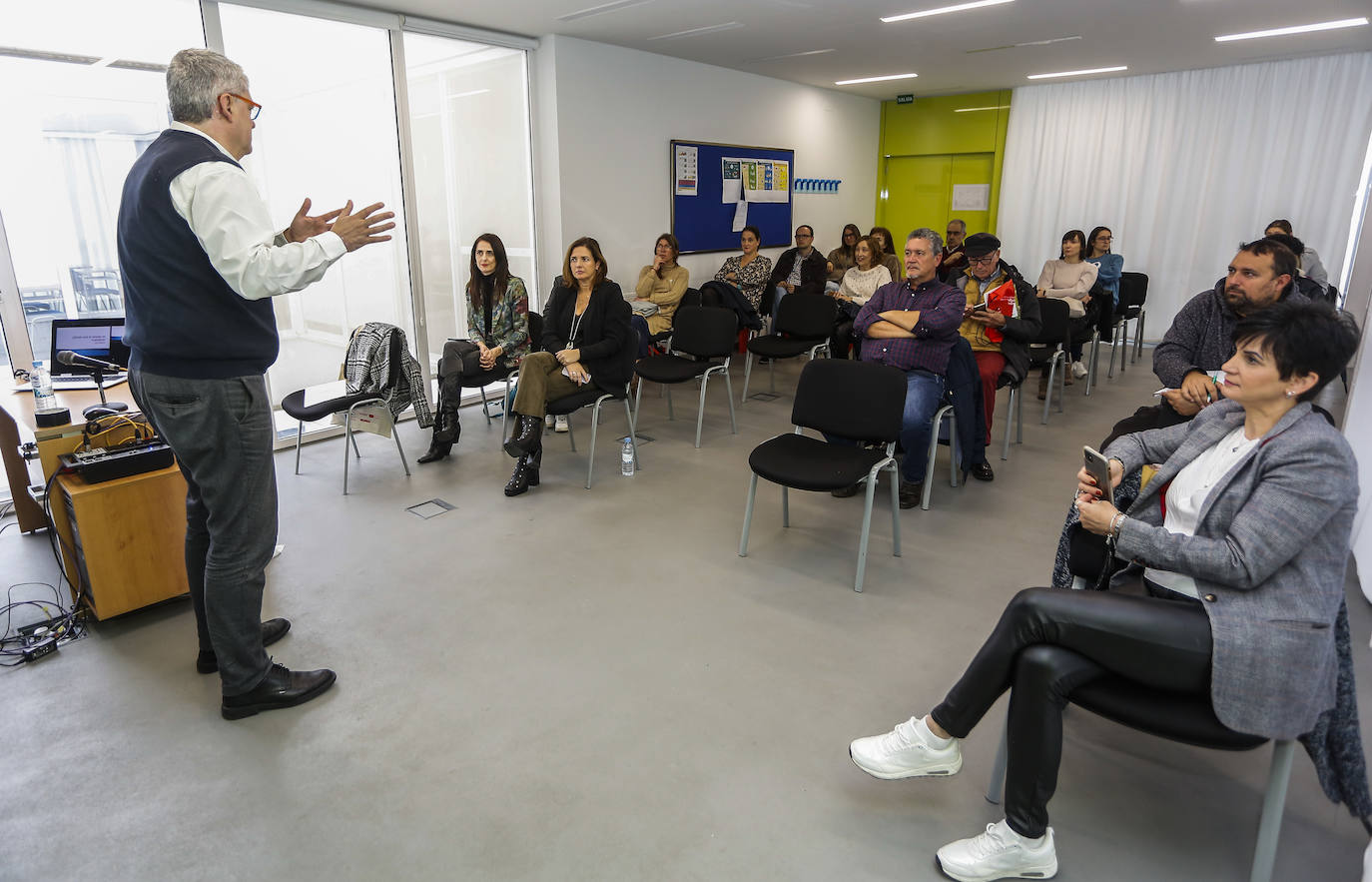 Fotos: El empleo y el talento vuelven a juntarse en Torrelavega