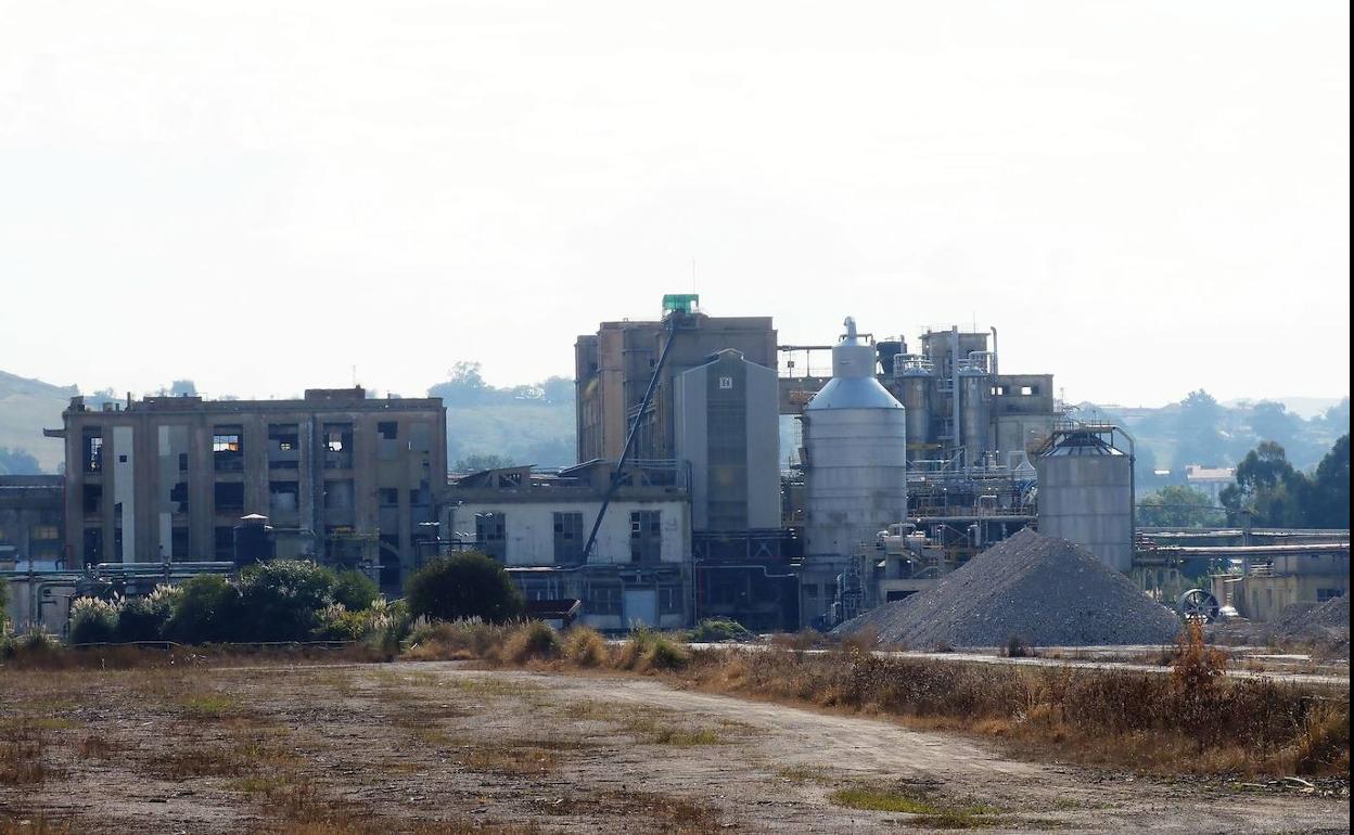 Vista de las instalaciones de Sniace.
