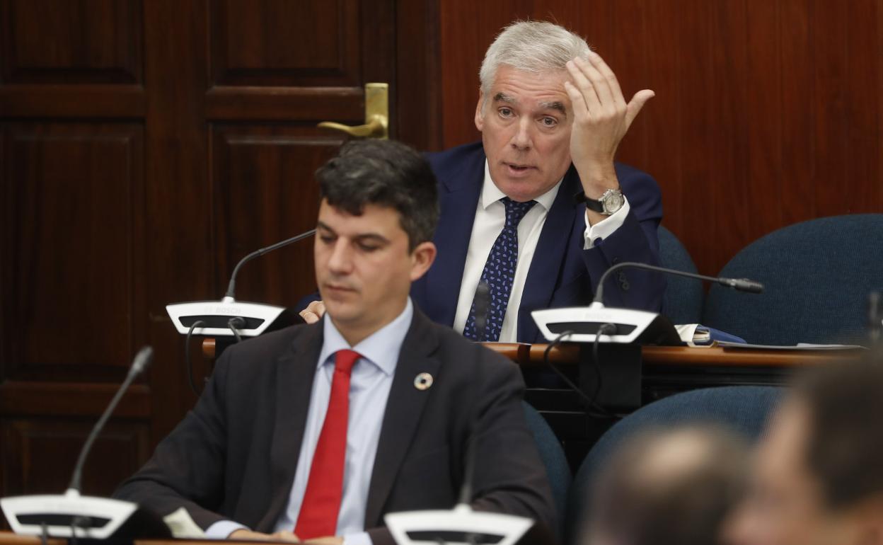 José María Fuentes-Pila, en el Ayuntamiento de Santander. 