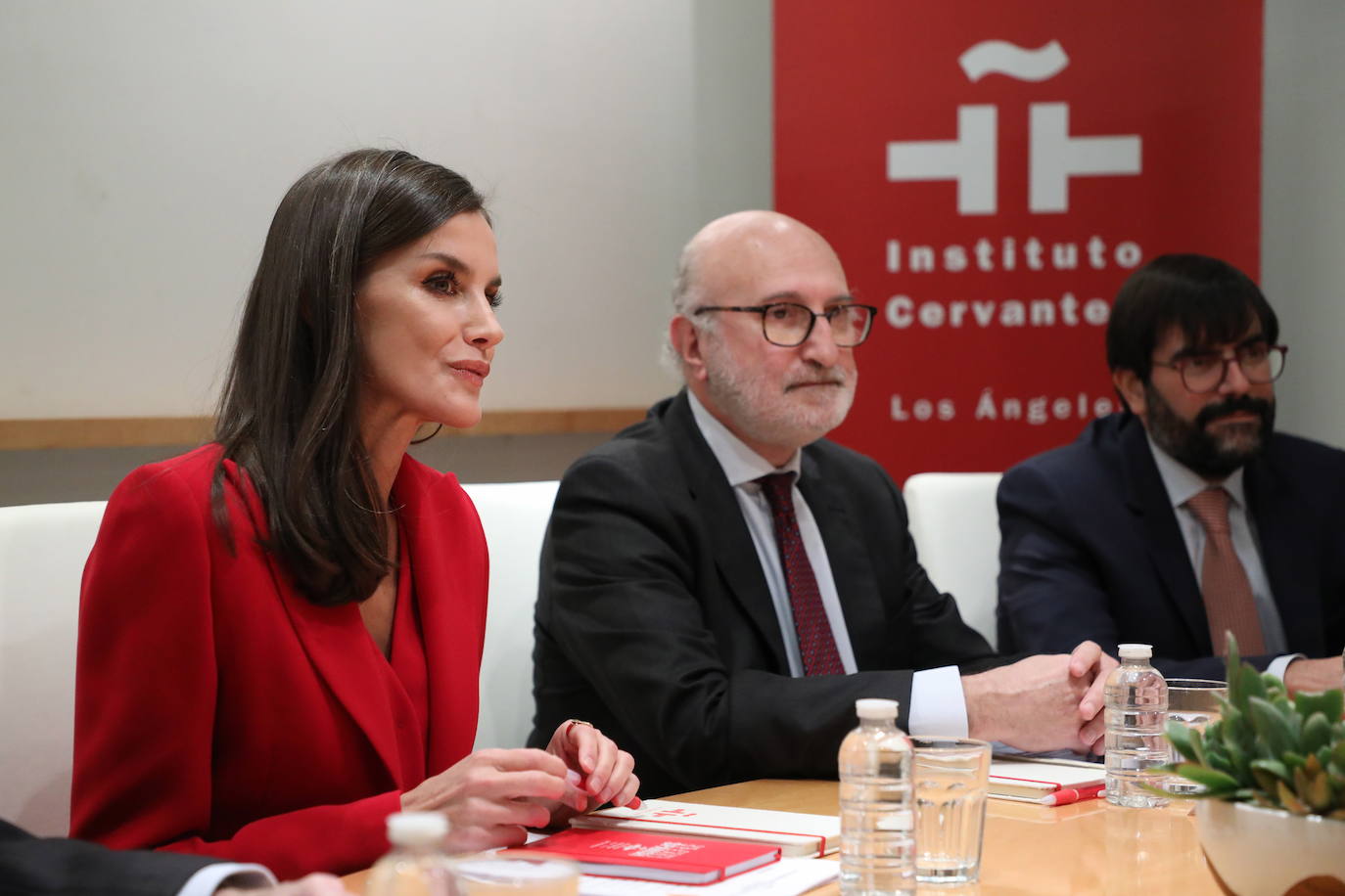 Fotos: Doña Letizia recupera en Estados Unidos el traje rojo que alarga la figura