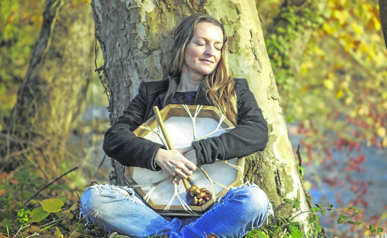 Para esta cantante cántabra la música y la meditación van de la mano. 