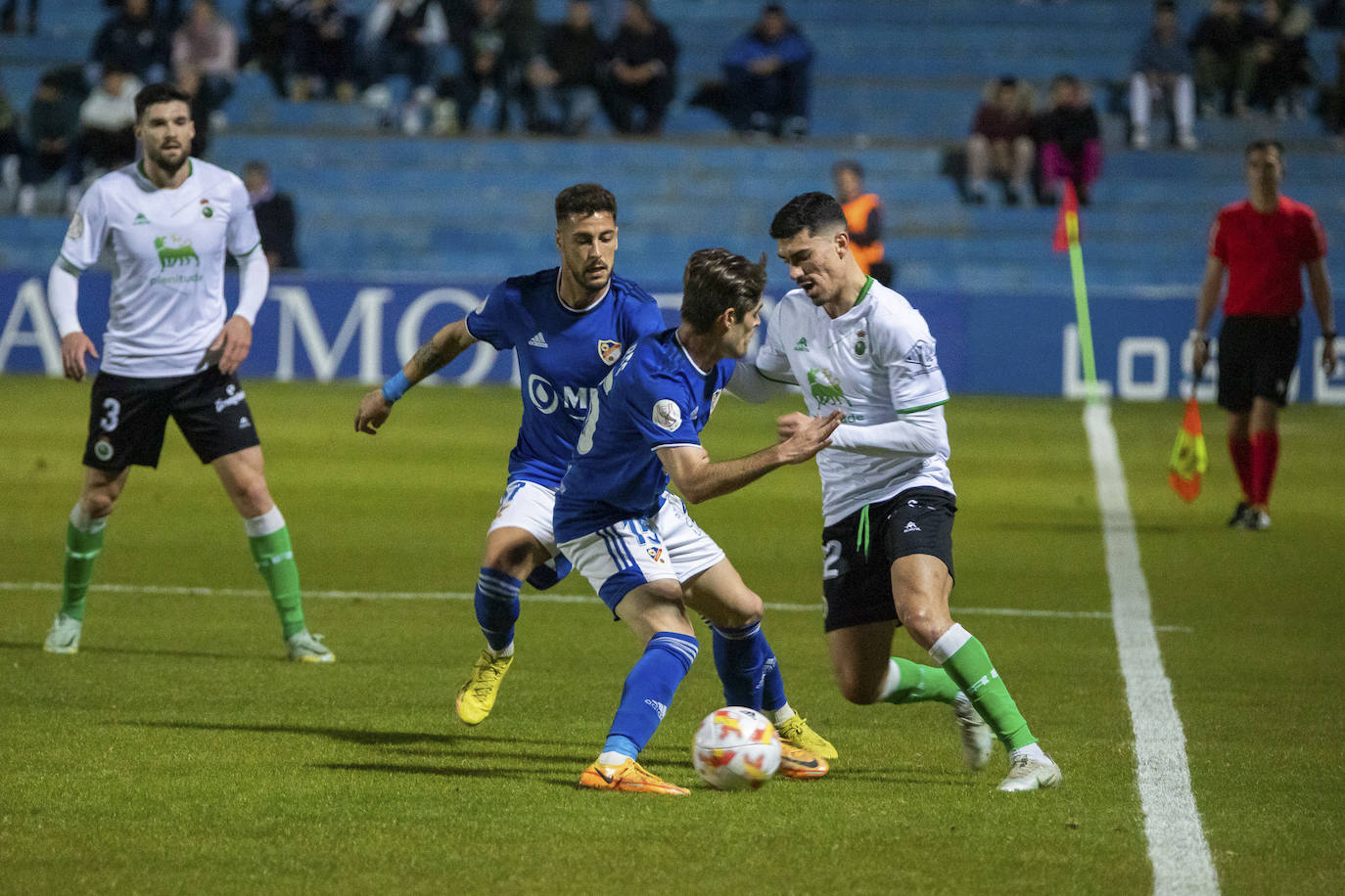 Fotos: Las mejores imágenes del Linares - Racing