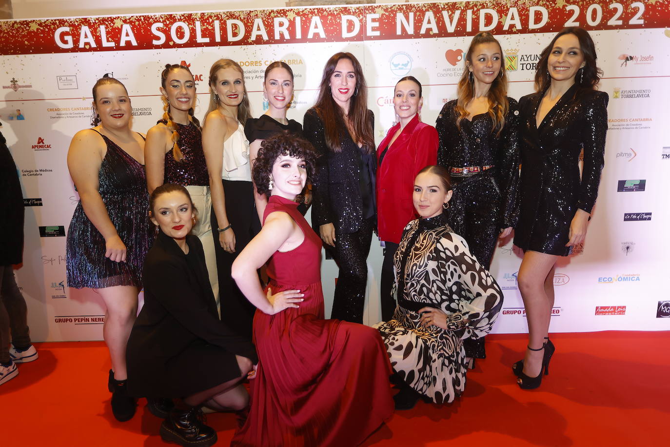 Las bailarinas de la compañía Sofia Palencia: Clara Sierra, María Quijano, Ángela Martínez, Yaiza Méndez, Ana Ruiz, Carmen Fernández Cueto, María Mazas, Sofía Palencia, Ángela Agudo, Ana Monar y Gema Manrique