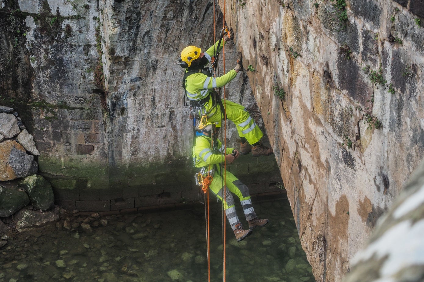 Se reabre el puente de Oruña