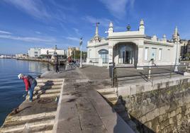 La emblemática edificación portuaria, pendiente de una rehabilitación