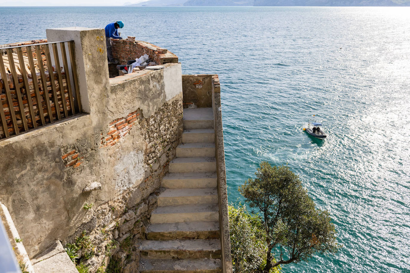 Obras en el Faro del Caballo de Santoña