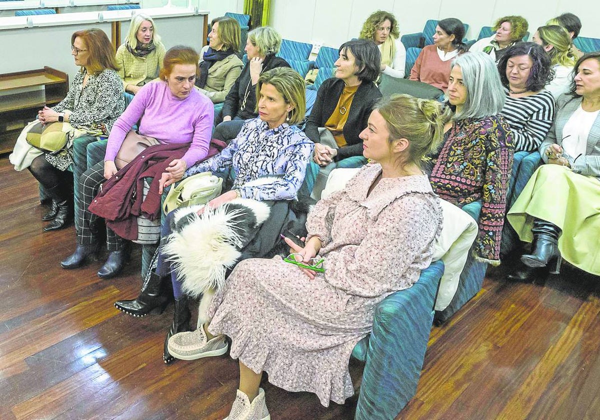 Letradas judiciales de Cantabria en una asamblea celebrada hace unas semanas