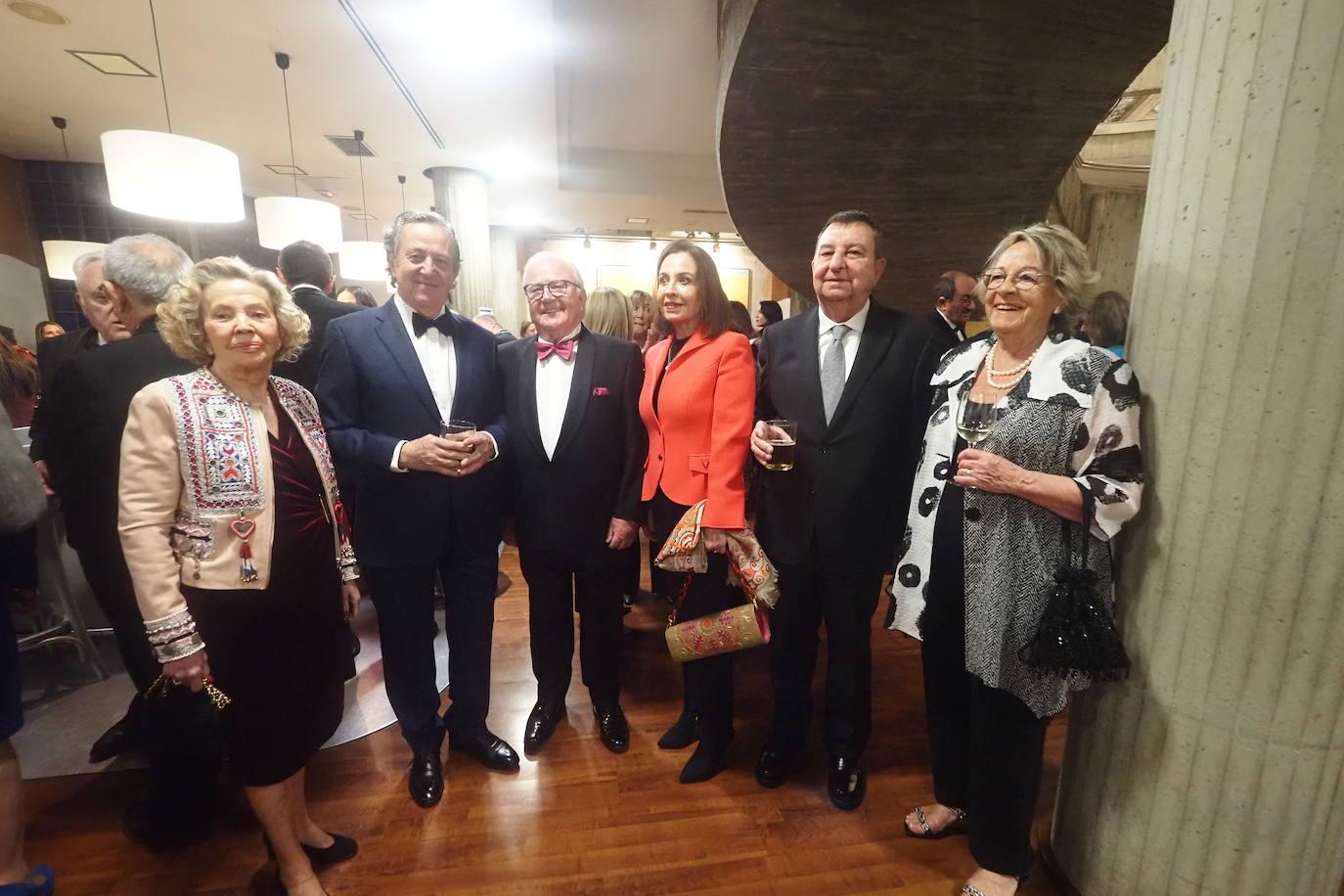 Encarna Rives, Pedro Gutiérrez, José Luis Ventura, Carmen Cayén, Juan Antonio Baigorri y Carmen Ramos