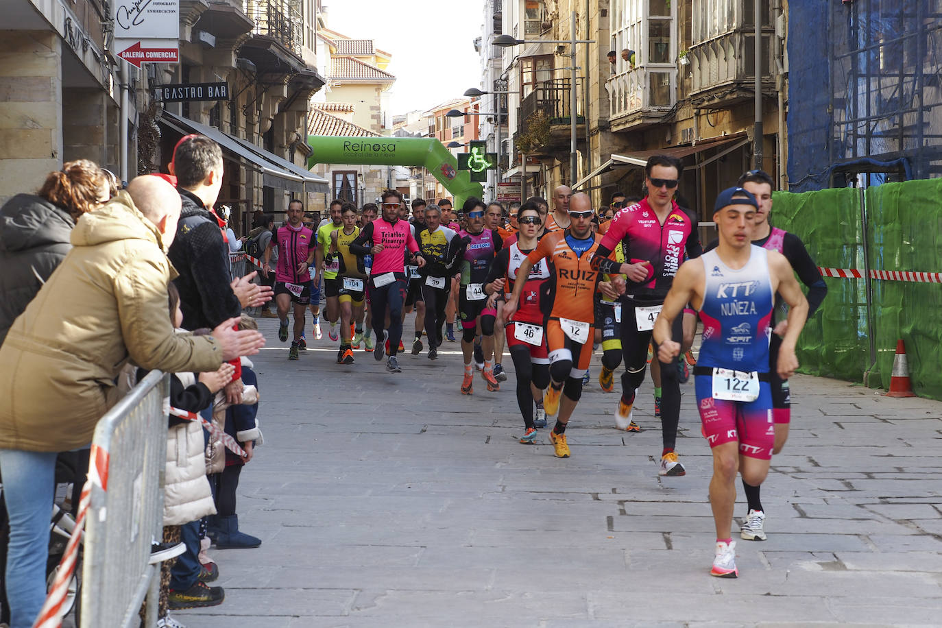 Las imágenes del Triatlón Blanco de Reinosa