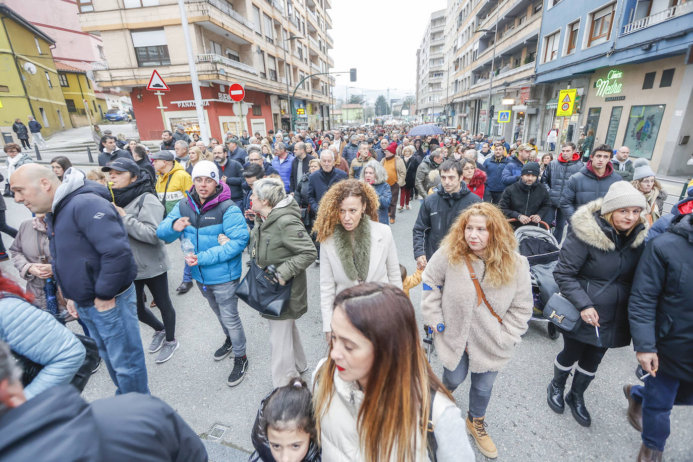 La manifestación se realizó a un ritmo lento y con algunas paradas.