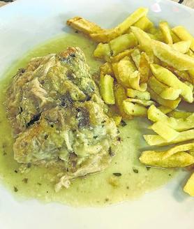 Imagen secundaria 2 - Alcachofas salteadas con jamón y cordon bleu en salsa. 
