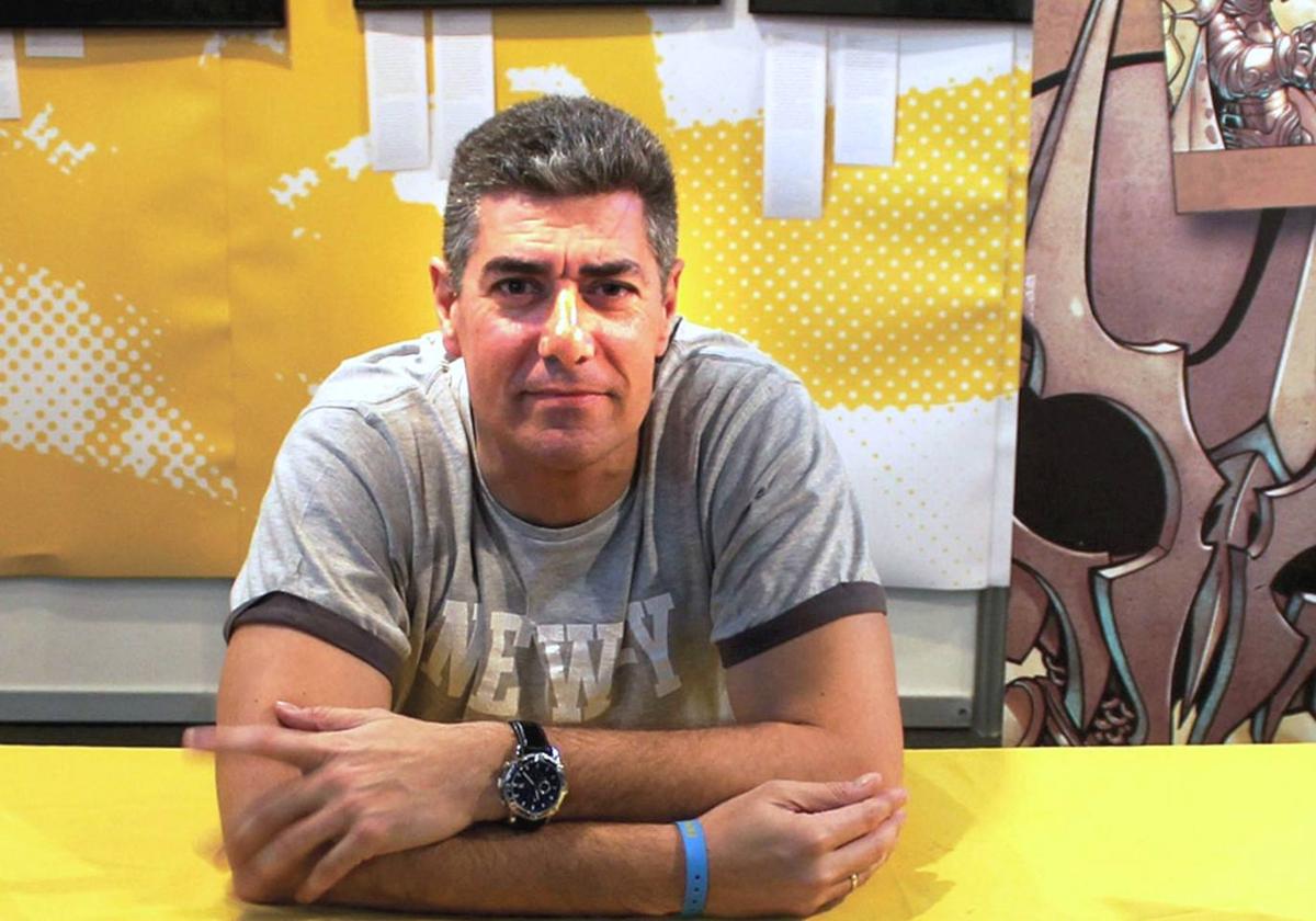 Enrique Vegas protagonizará una masterclass y una sesión de firmas en la librería Nexus-4.