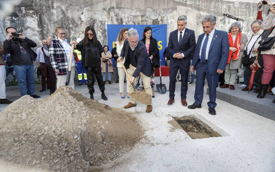 Roberto Ontañón, director del Museo de Prehistoria y Arqueología de Cantabria, en el acto de colocación de la primera piedra del Mupac