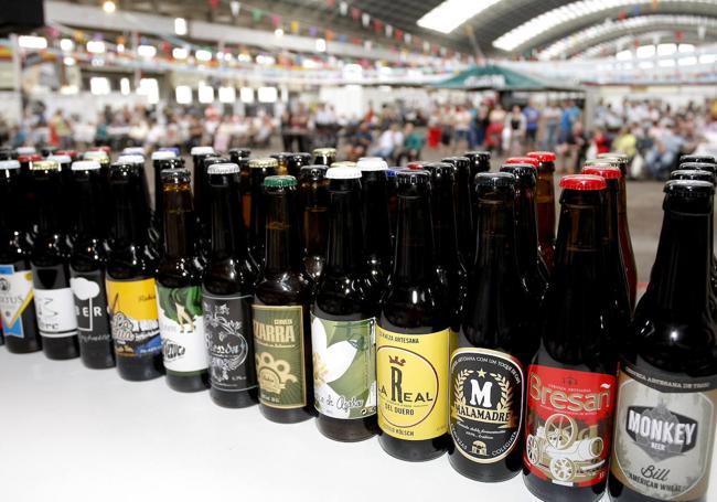 La Feria de la Cerveza Artesana reunirá en Soto de la Marina a los principales productores cántabros.