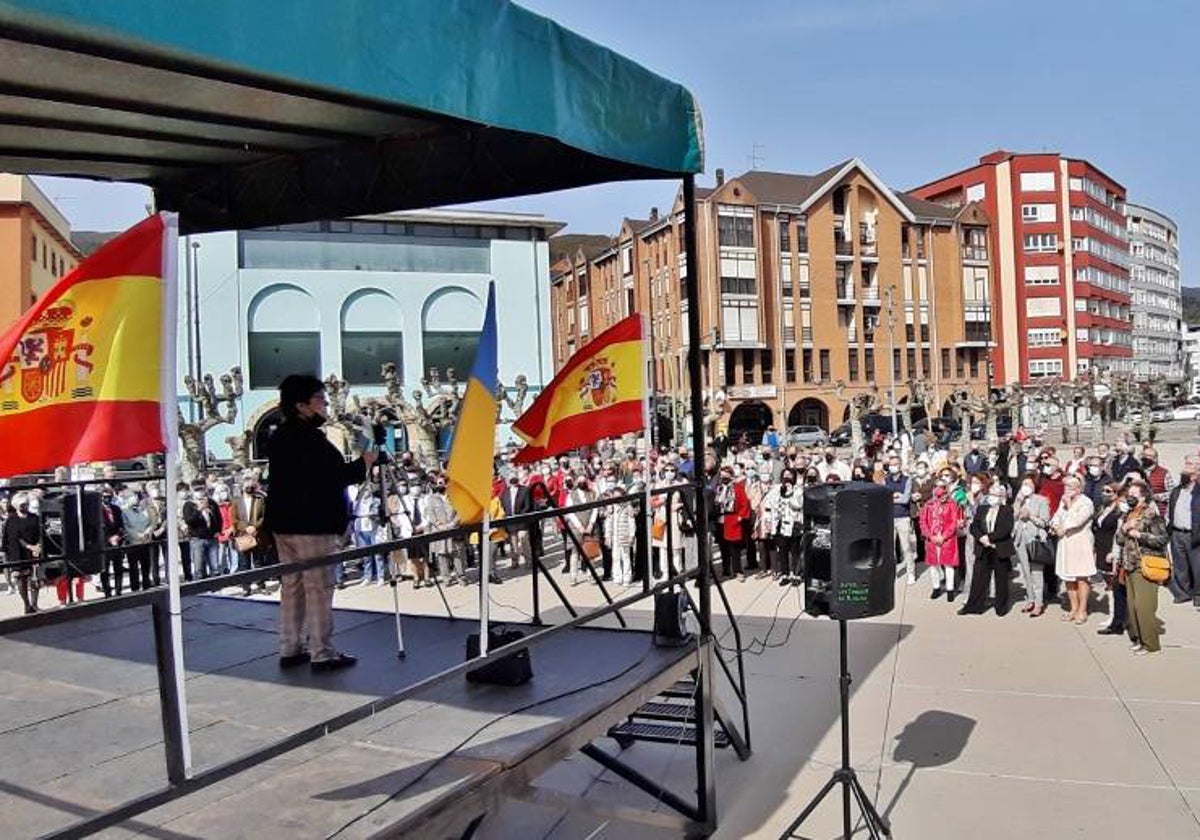 El año pasado cerca de 200 personas se dieron cita en la plaza de la Constitución.