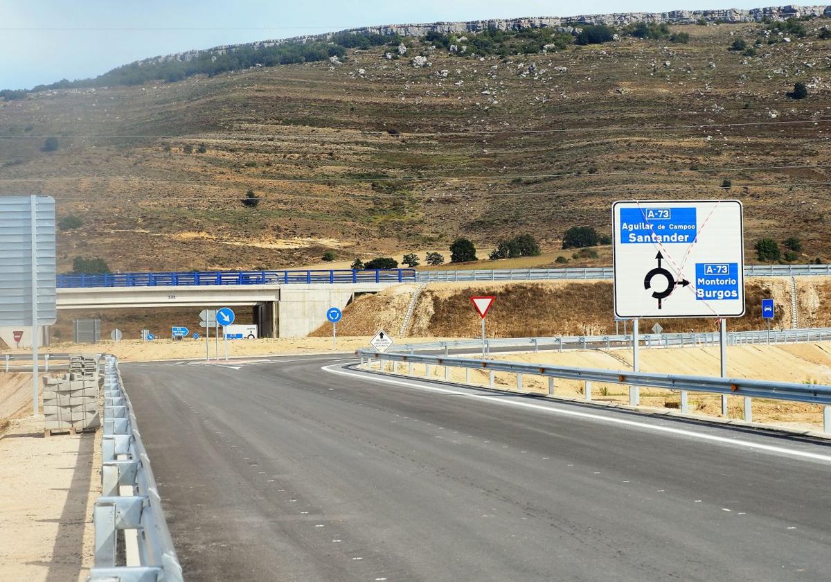 Acceso a la autovía A-73, que tiene un nuevo tramo en fase de licitación.