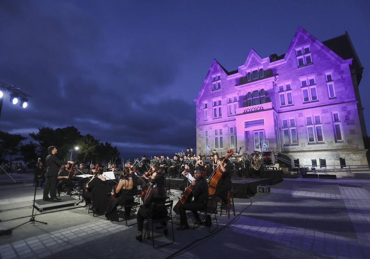 Concierto del pasado verano para celebrar el noventa aniversario de la institución.