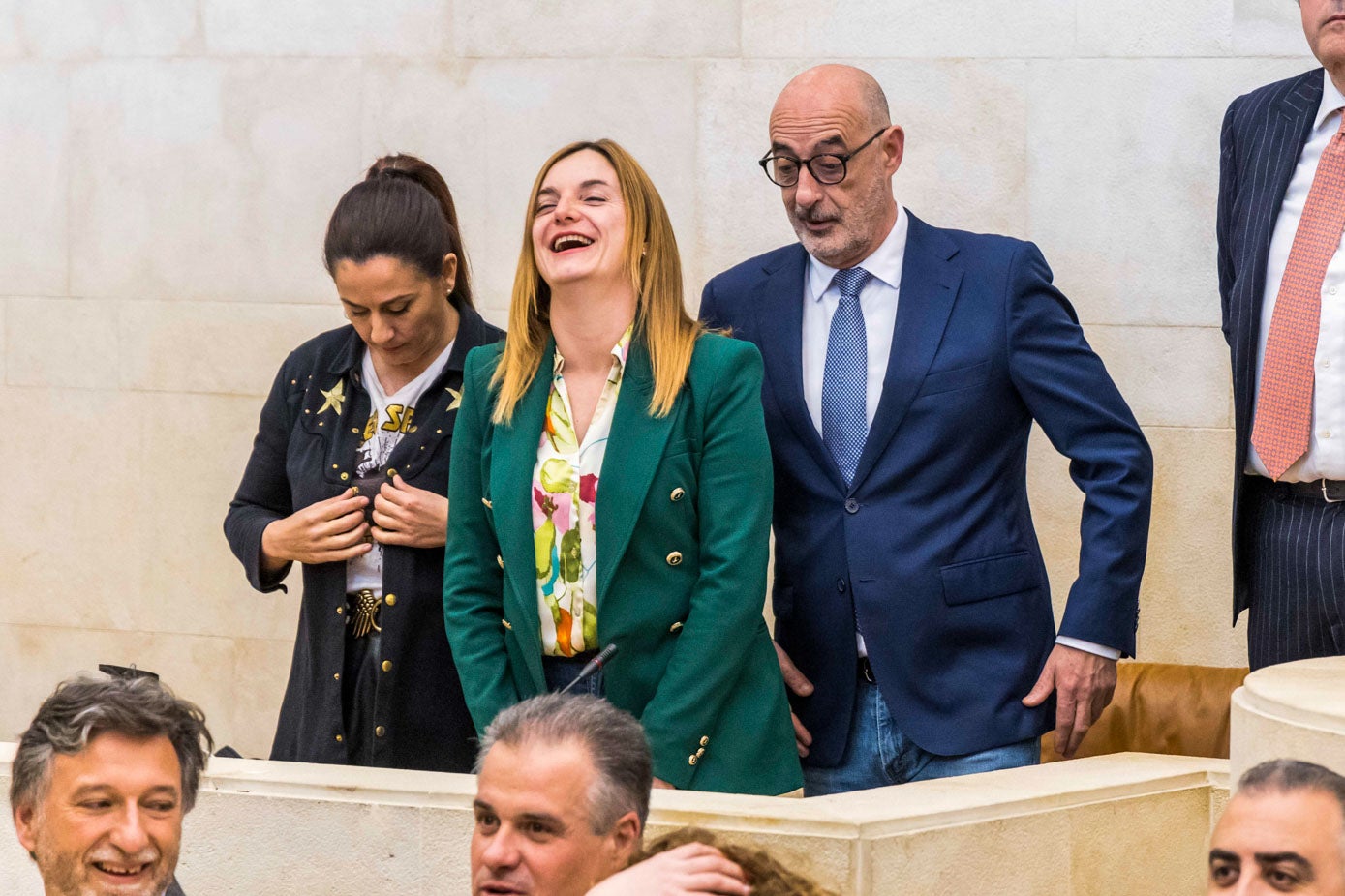 Emilia Aguirre, Ana Obregón y Félix Álvarez. 