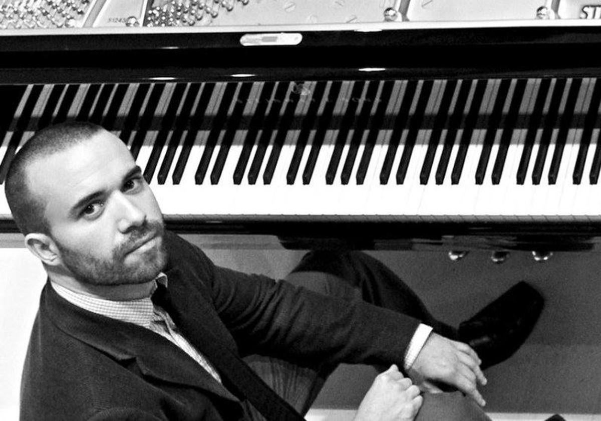 El pianista cántabro de origen alemán José Imhof interpretará a Philipp Glass junto a la Oscan.