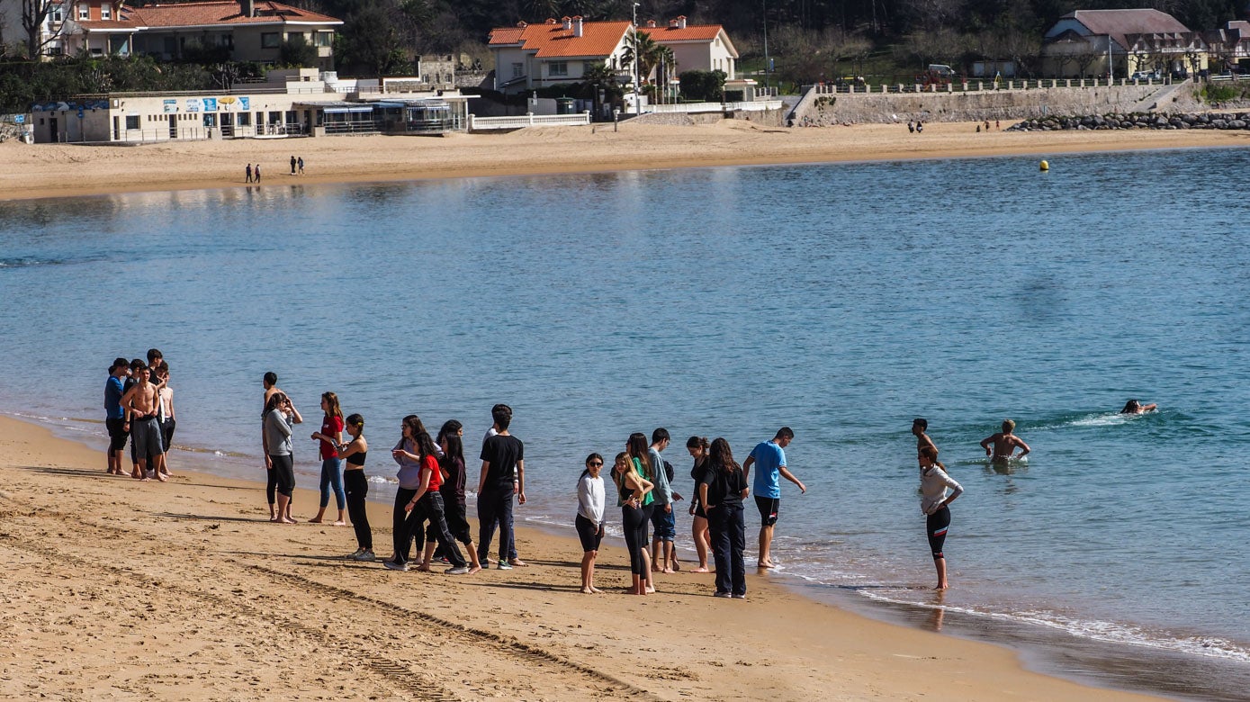 Los termómetros se ponen en modo verano en todo el territorio. En Santander se alcanzarán los 26º este miércoles.