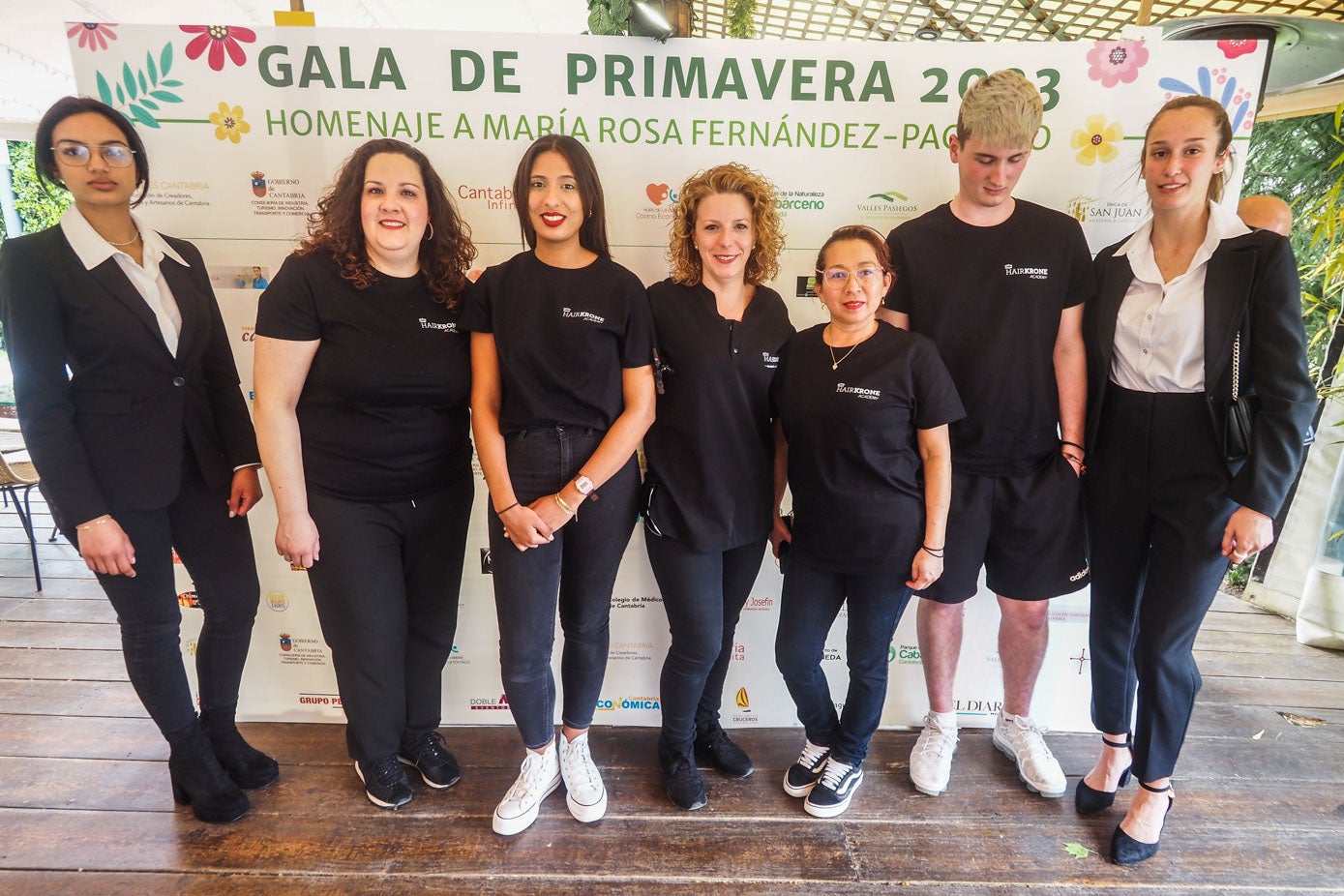 Daniela Martín, Sofía Beatriz Brunque, Andrea Abaga, Pilar Posada, Luzdeli Martínez, Víctor López, Erika Dobrokhotova.